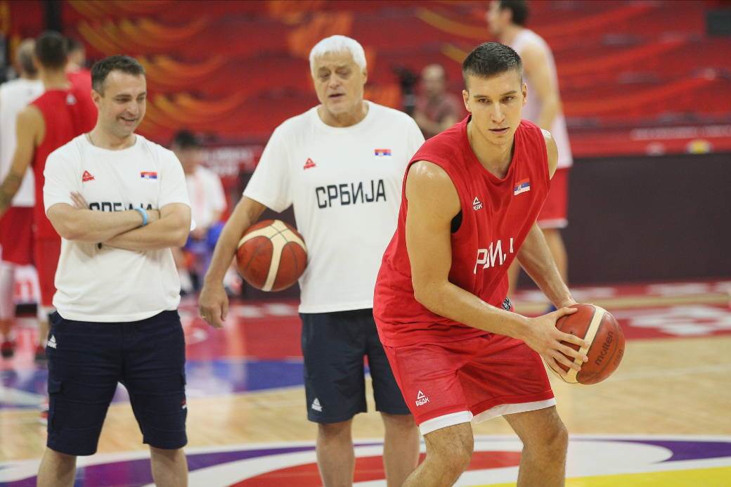  Trening-Srbije-u-Vuhanu-pred-mec-sa-Spanijom-na-Mundobasket-VIDEO 