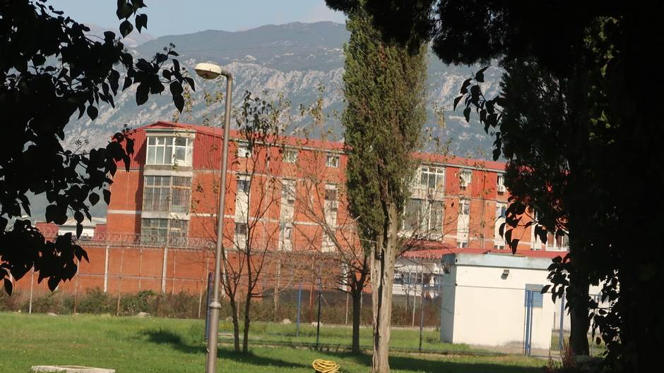 ZATVORENIK UIKS-a IZVRŠIO SAMOUBISTVO   ZATVORENIK UIKS-a IZVRŠIO SAMOUBISTVO