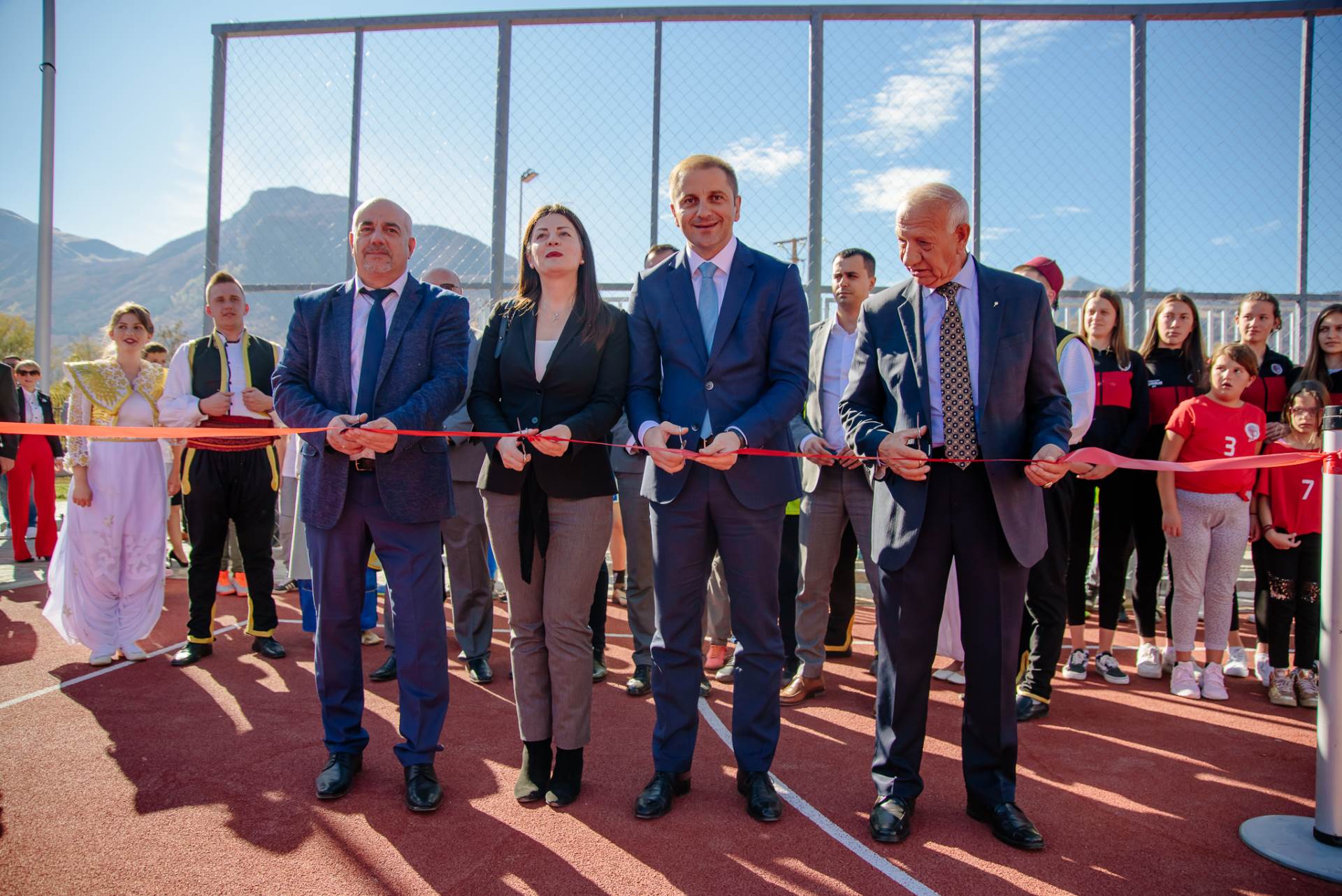   U Gusinju otvoreni školski sportski tereni 