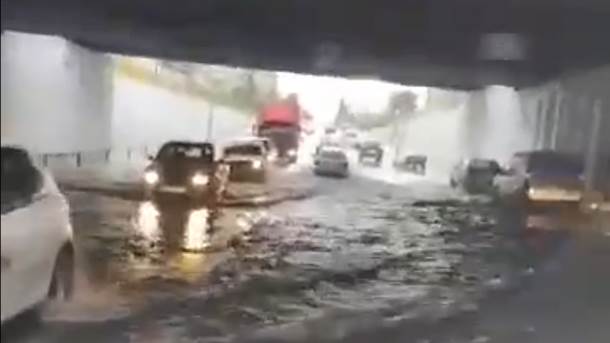  Poplavljen podvoznjak put Tuzi 