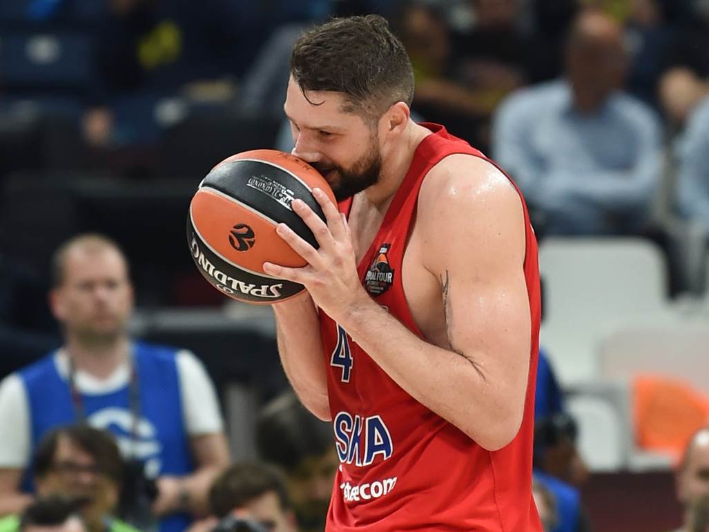  CSKA "štucao", ali ipak pobedio "fenjeraša" 