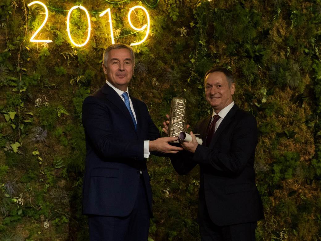  Đukanović uručio nagradu Wild Beauty Award 2019 hotelu Iberostar 