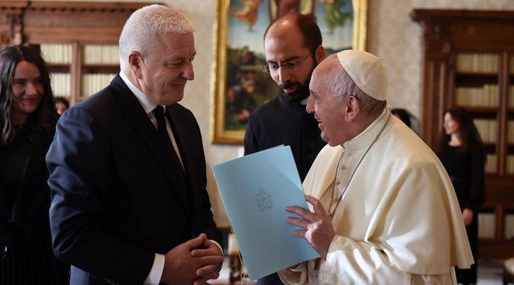  Marković, Papa prepoznaje doprinos Crne Gore globalnim inicijativama mira 