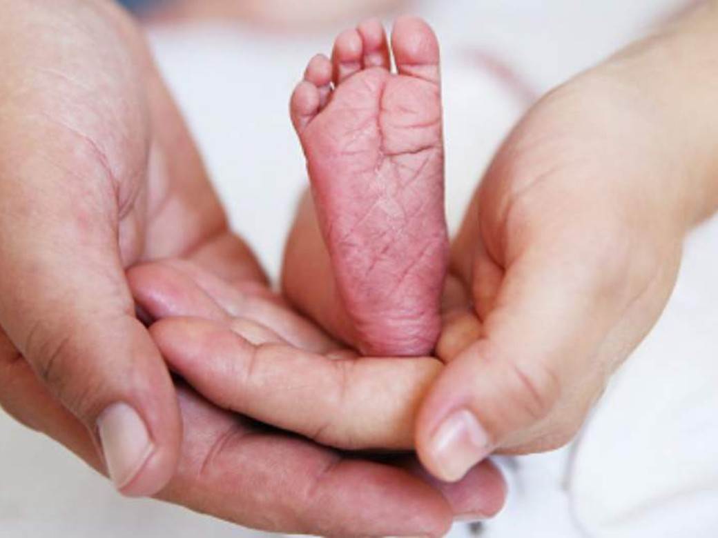  Tinejdžerka se porodila u bolnici u Pančevu, kaže nije znala da je trudna 