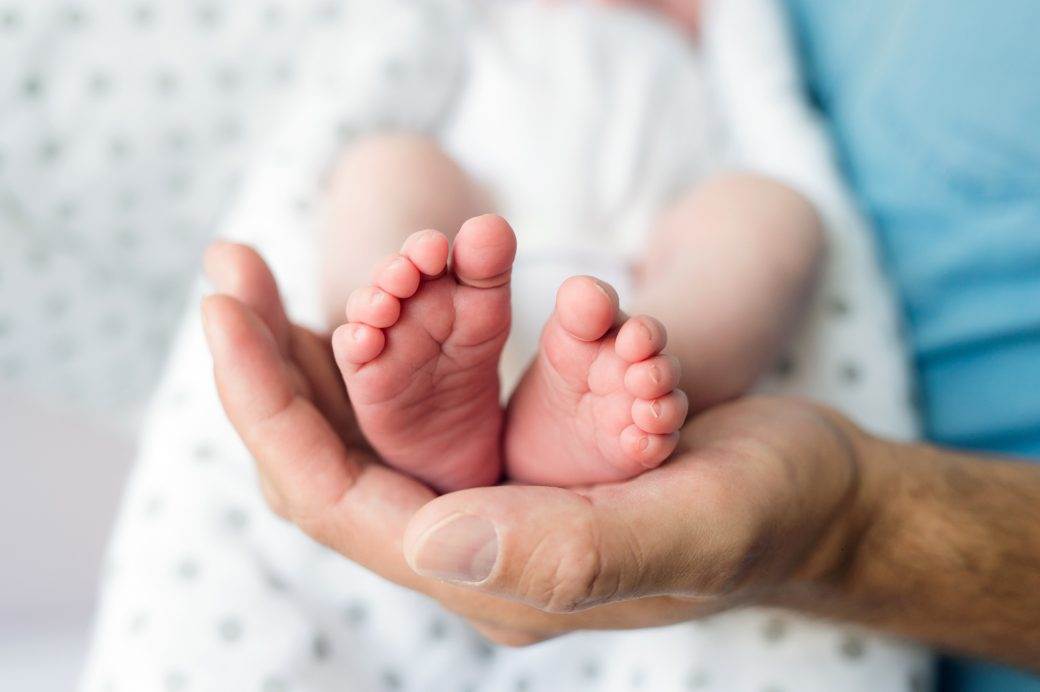  Britanci našli vezu između manjih kamata i nataliteta 