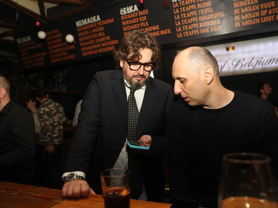  Trinkijeri iz drugog ugla: Djeci branim društvene mreže, igračima ne mogu! 