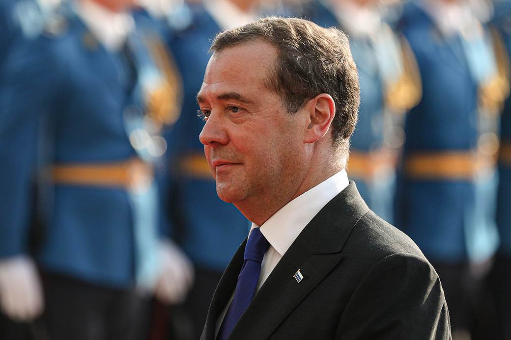  Dmitrij-Medvedev-ostaje-na-celo-Jedinstvena-Rusija-ostavka-premijer 