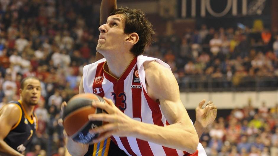  Bobi: Pionir je Pionir! Dženkins: Danga, bravo 