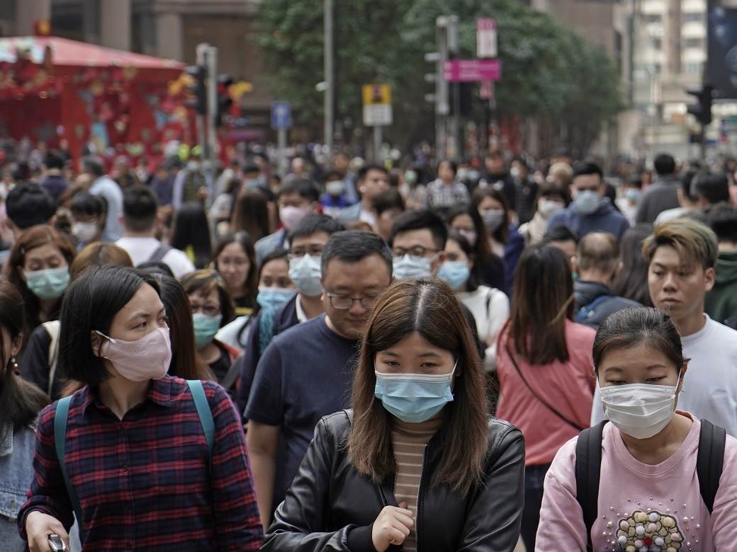  Smrtonosni-virus-u-Kini-ljudi-padaju-mrtvi-po-ulicama 