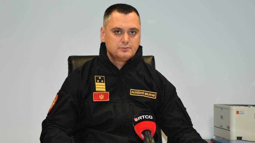  Pavićević: Iza napada na policajce stoje određene političke partije 