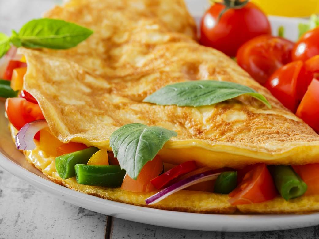  Uživajte u omletu sa sirom po receptu Džejmija Olivera 