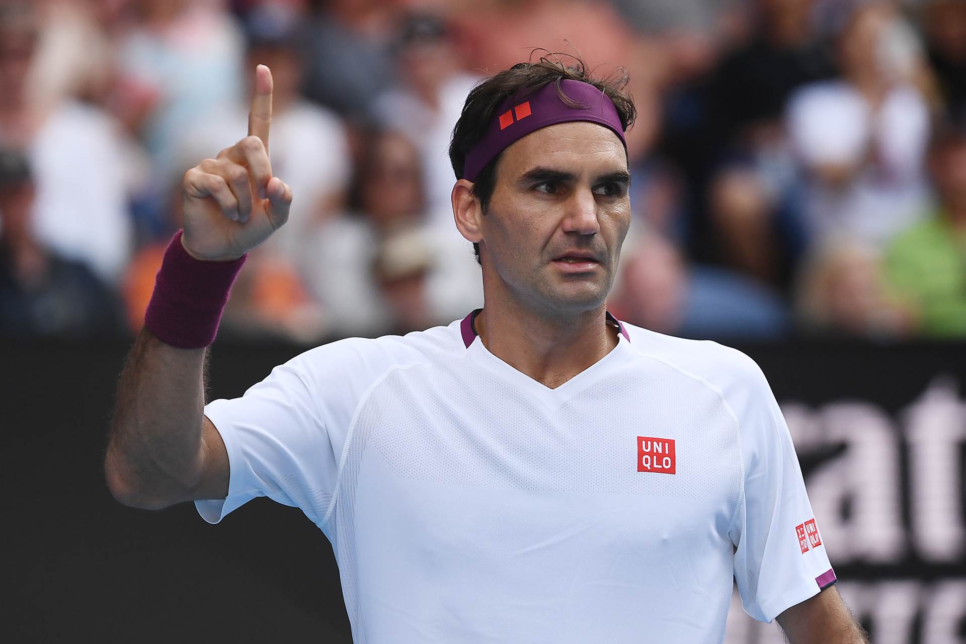  Federer se nešto zapitao... I izazvao LAVINU komentara! Koji je vaš? 