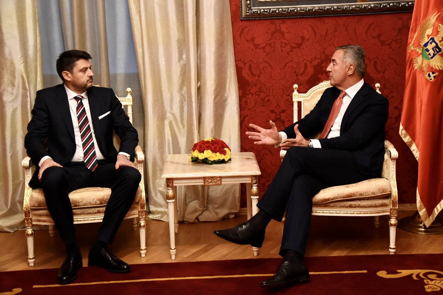  Đukanović sa ambasadorom Srbije: Razlike ne koristiti za pogoršanje odnosa 