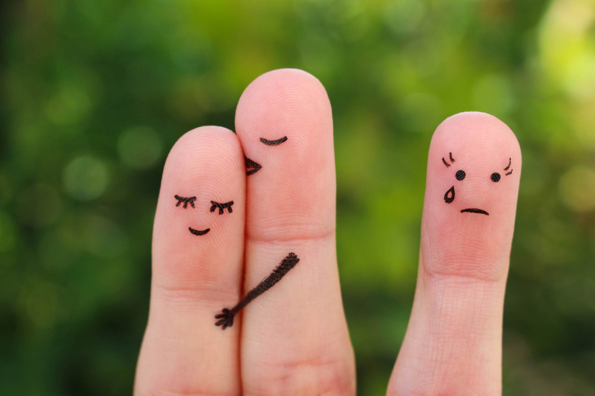  Svajcarska-Preljuba-ljubavnik-na-prozoru-snimak 