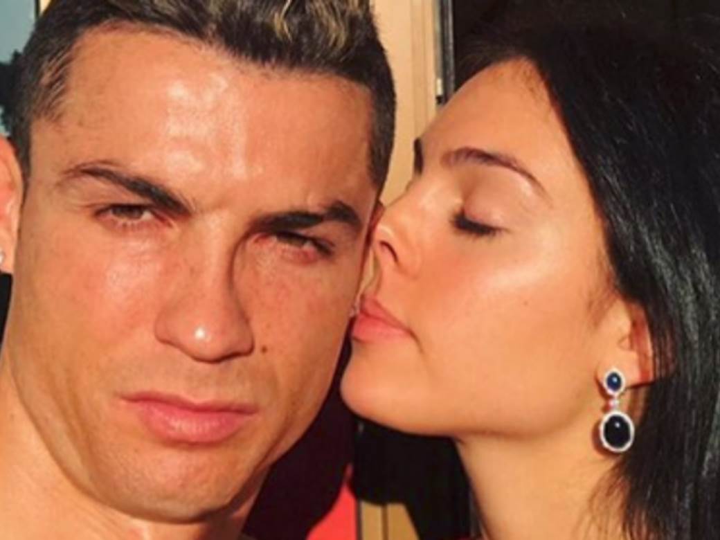  Evo koliki je "džeparac" koji dobija Ronaldova devojka! (VIDEO) 