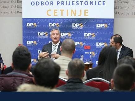  Đukanović: Ne želimo dati Crnu Goru, sve vjerske zajednice će biti ravnopravne 