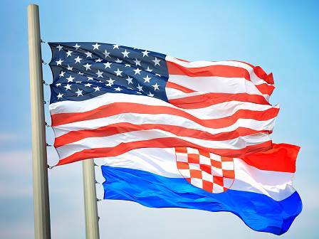  Amerika UKIDA vize "komšijama": Hrvati sada mogu da putuju kad god požele 