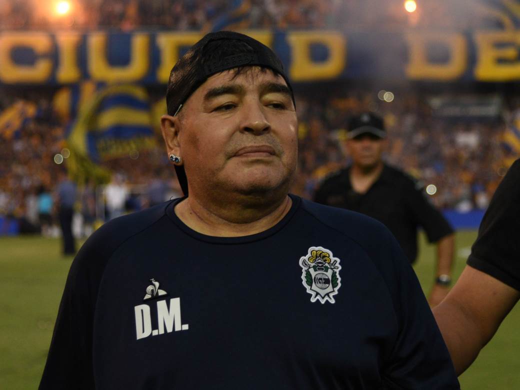  URNEBESNO: Maradona izbezumio novinare! (VIDEO) 