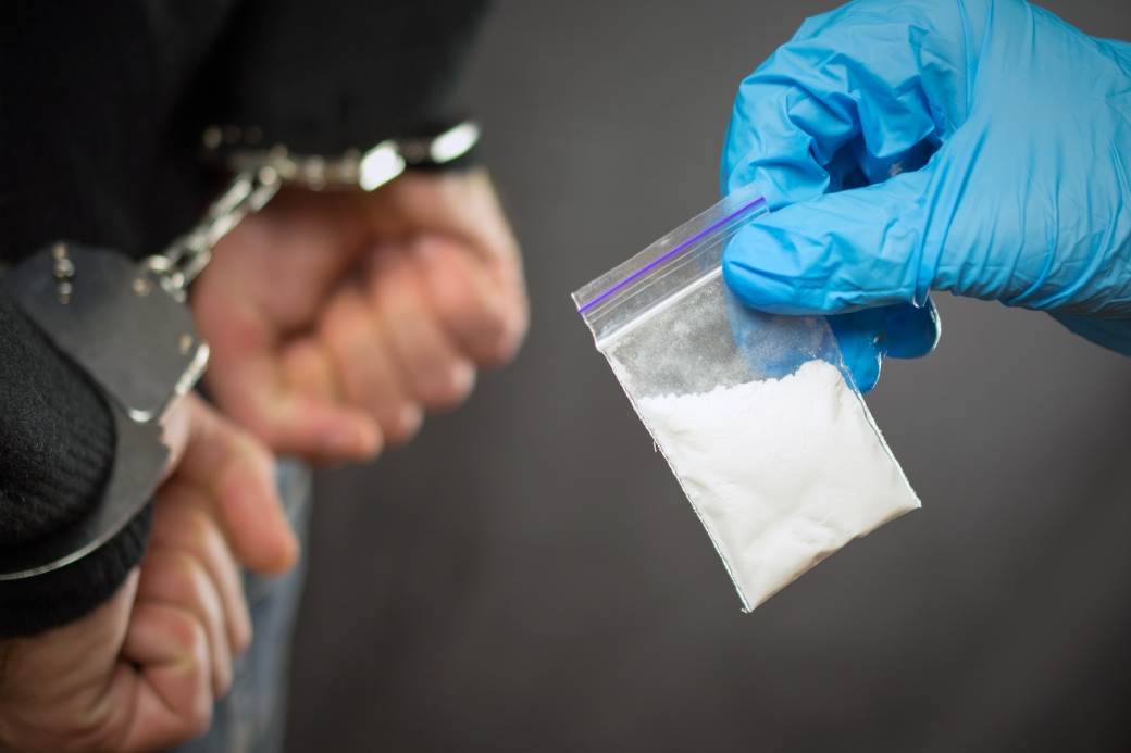  Zbog ulične prodaje heroina u Budvi uhapšena jedna osoba 