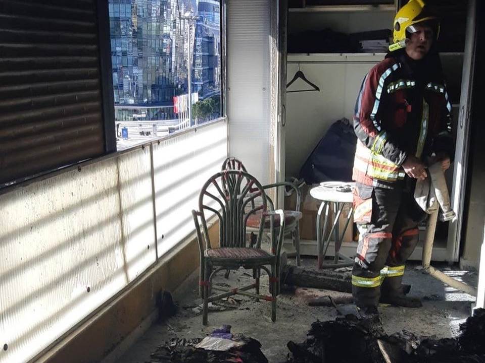  Požar u zgradi Vektre, širenje spriječio vatrogasac van dužnosti 