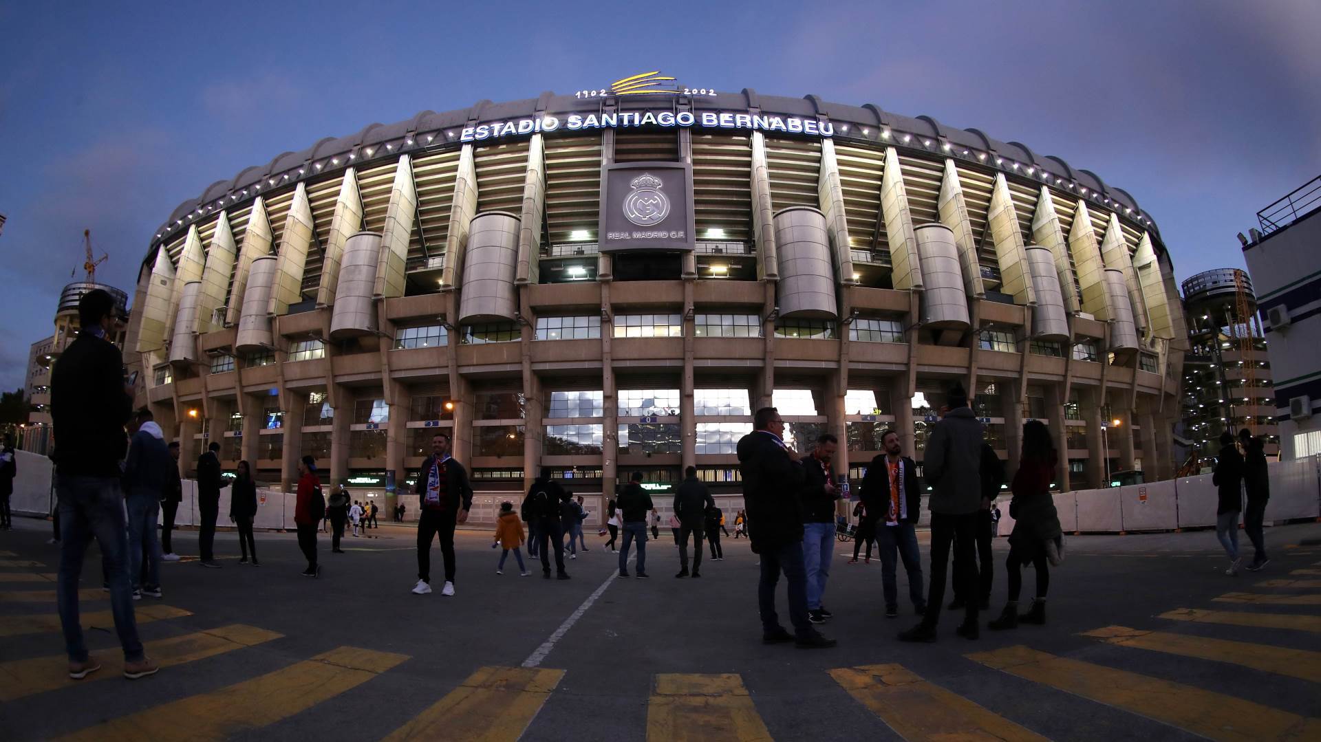  NIJE KRALJEVSKI NEGO SVEMIRSKI: Ovo je novi stadion Real Madrida! (VIDEO) 