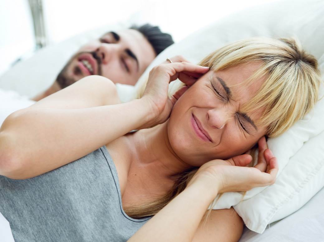  Nije lako spavati pored partnera koji hrče – a nije baš ni zdravo 
