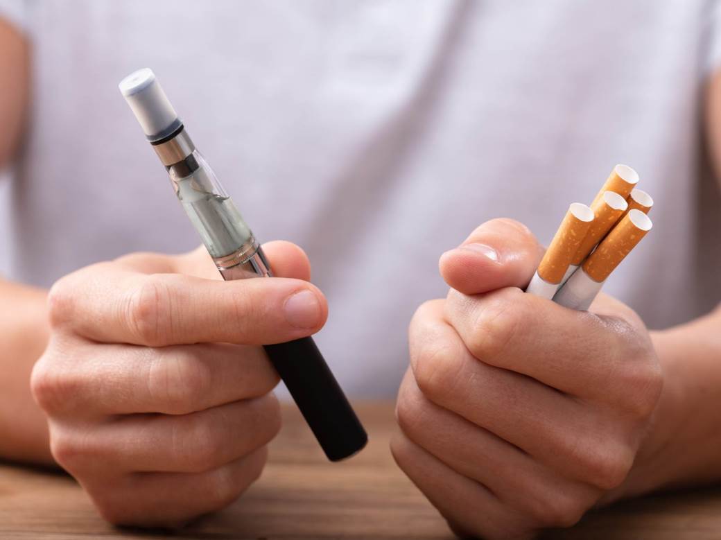  POD SUMNJOM:Povučena studija da e-cigarete izazivaju srčani udar 
