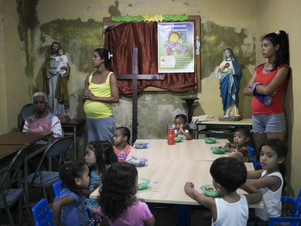  Predsjednik Venecuele: Žene, rađajte po ŠESTORO djece za dobrobit zemlje! 