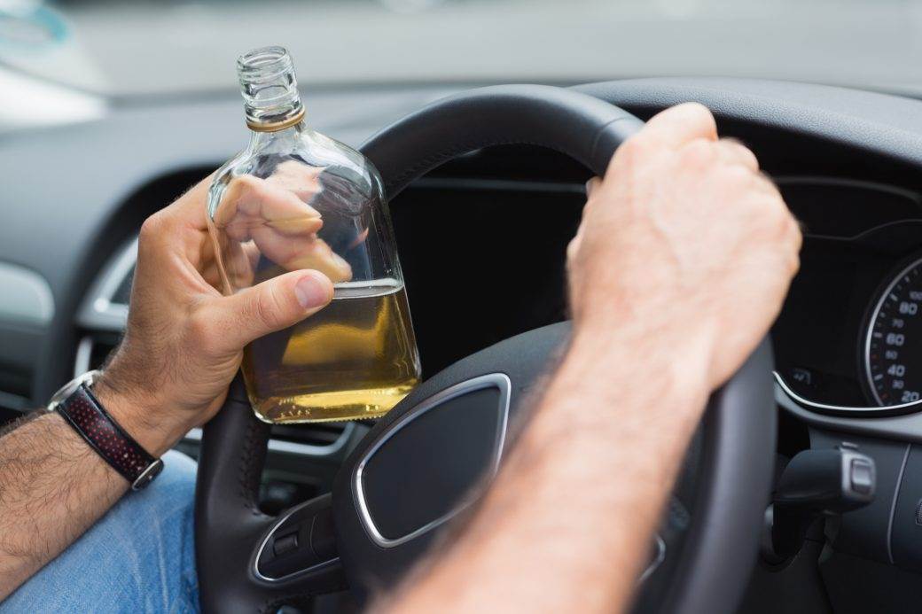  BIZARNO: Policija neće da testira pijane vozače zbog KORONE! 
