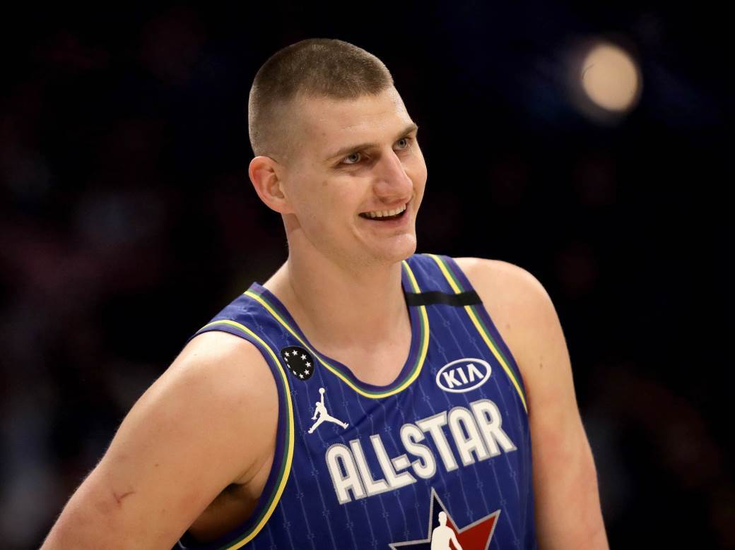  ISPOD POJASA: Američki novinar brutalno uvrijedio Nikolu Jokića! 