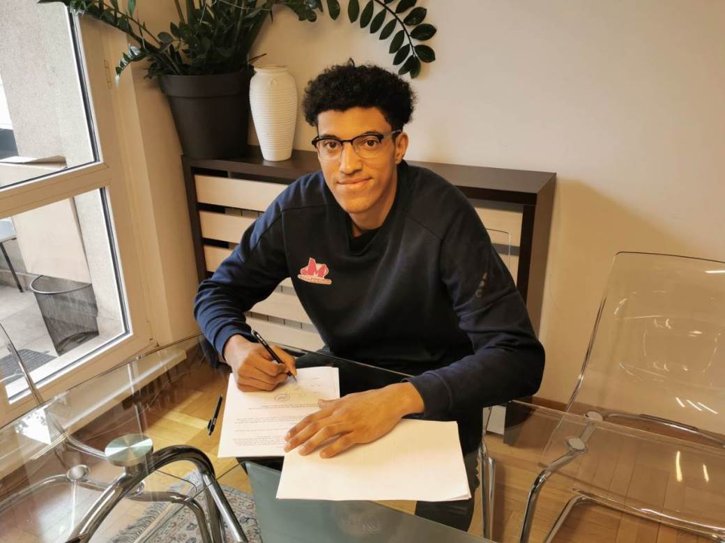  Naravno da Mega misli na budućnost: Stigao novi francuski talenat! 