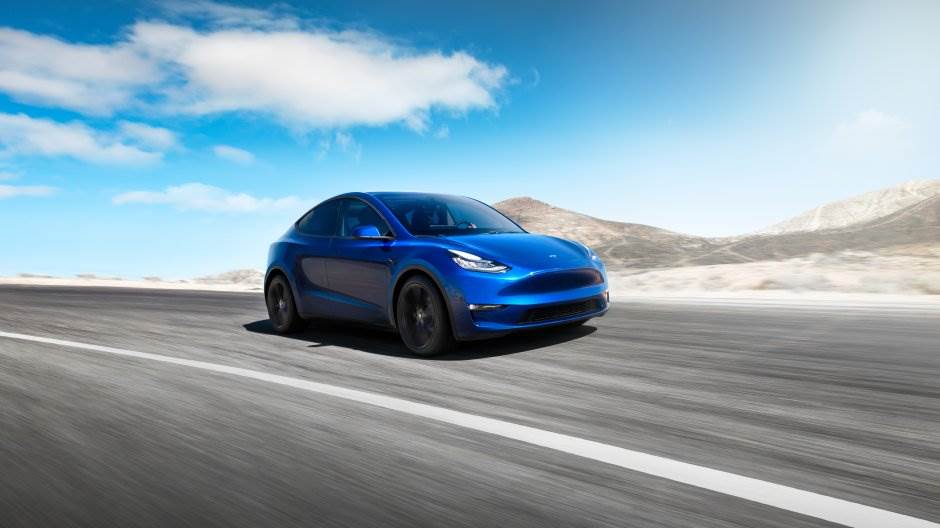  STIGLI DO MILIONA: Tesla napravila jubilarni električni automobil 