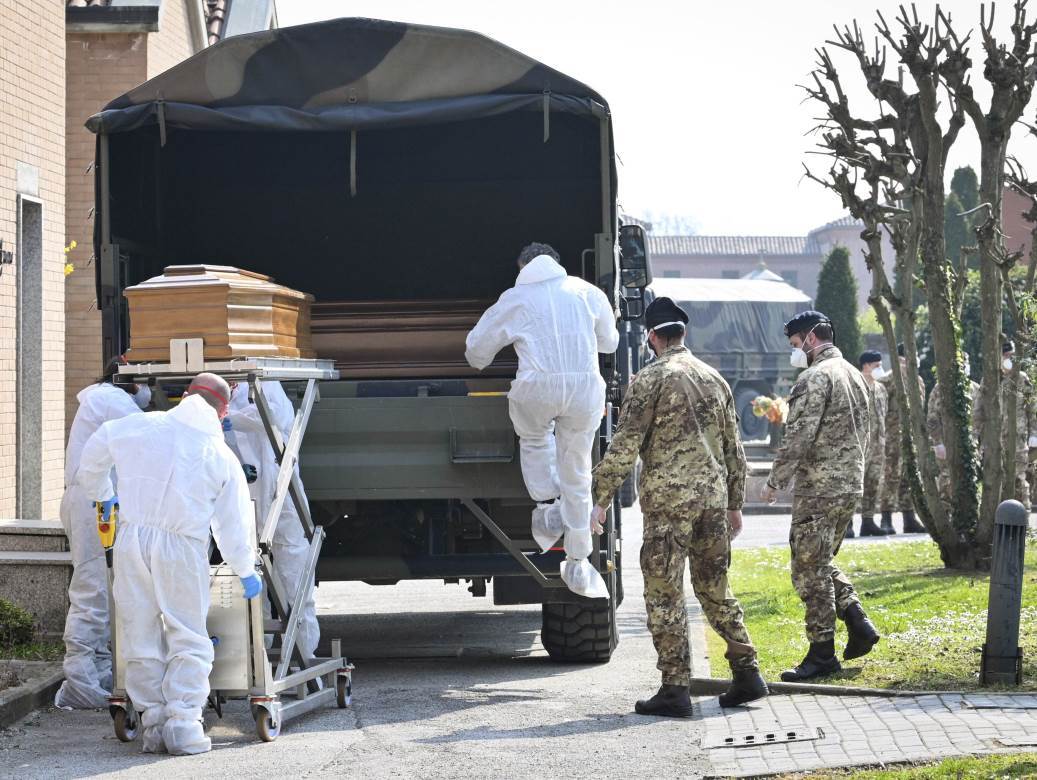  POSLEDNJI PRESEK JE NAJPOTRESNIJA VEST DANAS: Više od 60 miliona ljudi zaraženo koronom, broj umrlih vrtoglavo raste 