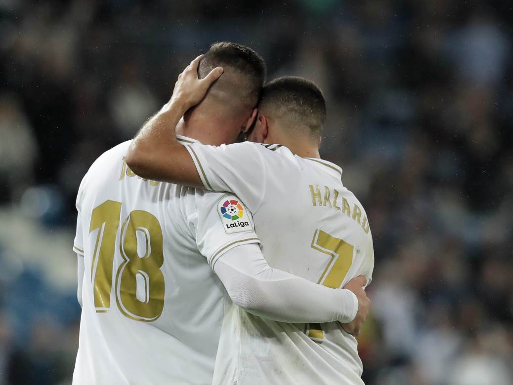  Real Madrid želi titulu, a sada će moći da im pomogne i Luka Jović 
