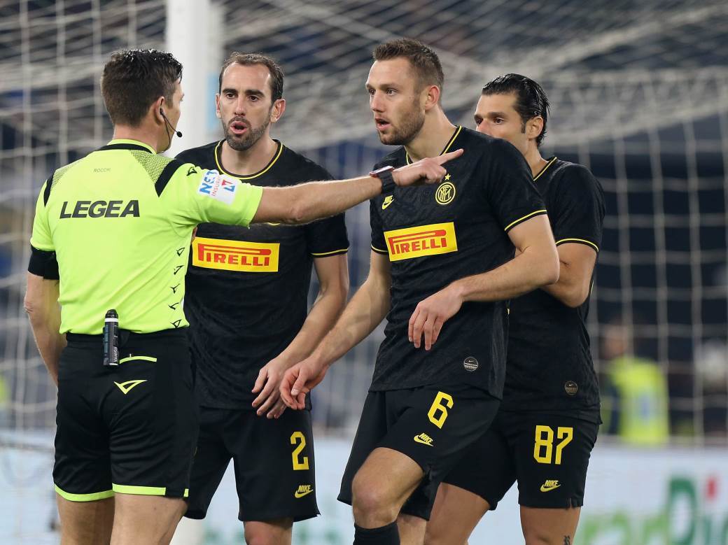  Serija-A-Juventus-Inter-koronavirus-Dijego-Godin-zdravstveni-sistem-Italija 