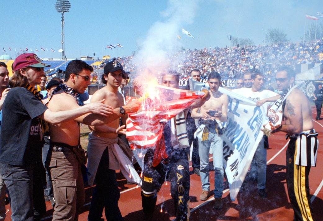  Partizan-AEK-7.-april-1999.-godine-prijateljska-utakmica-za-vreme-bombardovanja 