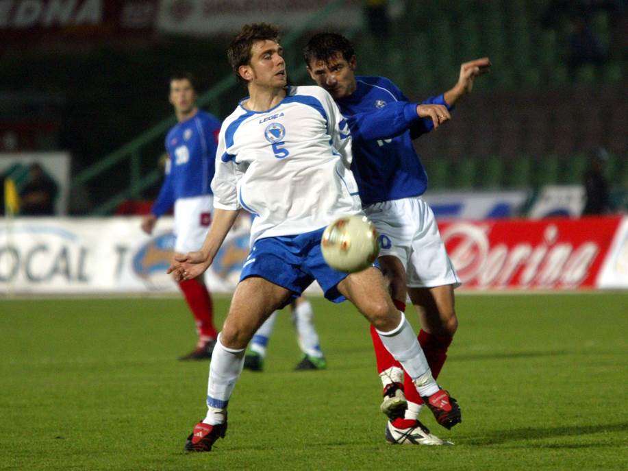  Kvalifikacije-za-Svetsko-prvenstvo-u-Nemackoj-2006-SCG-BiH-Mateja-Kezman-1-0-Zvjezdan-Misimovic 