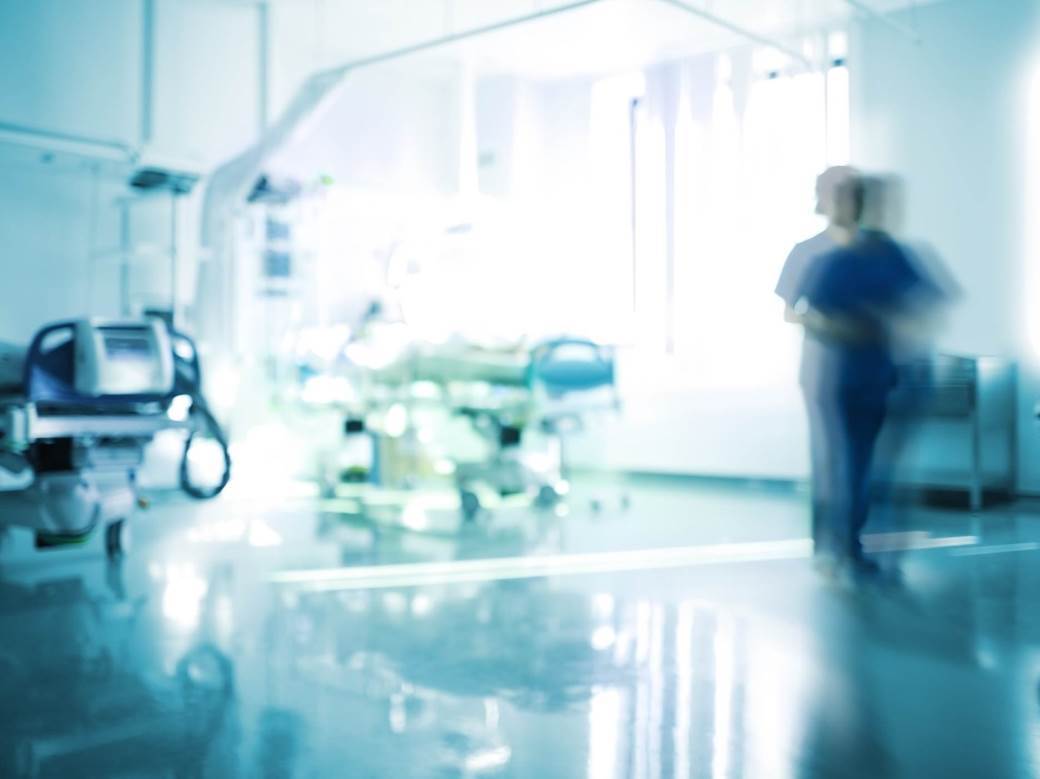  TUŽNO: Zaražena medicinska sestra se porodila, pa umrla 