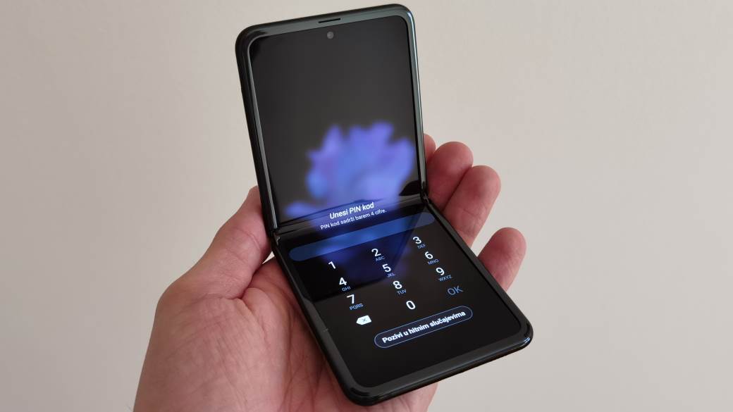  Najmoćniji mali, džepni mobilni: Savitljiv ekran, gejming CPU i PREKLOP 