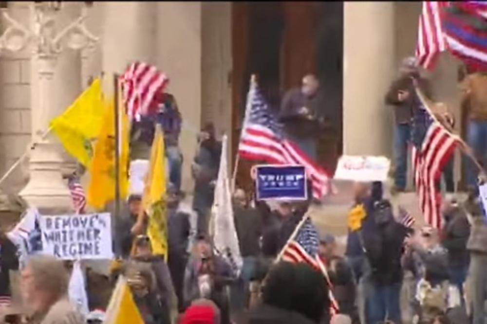  PROTESTI ŠIROM AMERIKE: Hoćemo da radimo! 