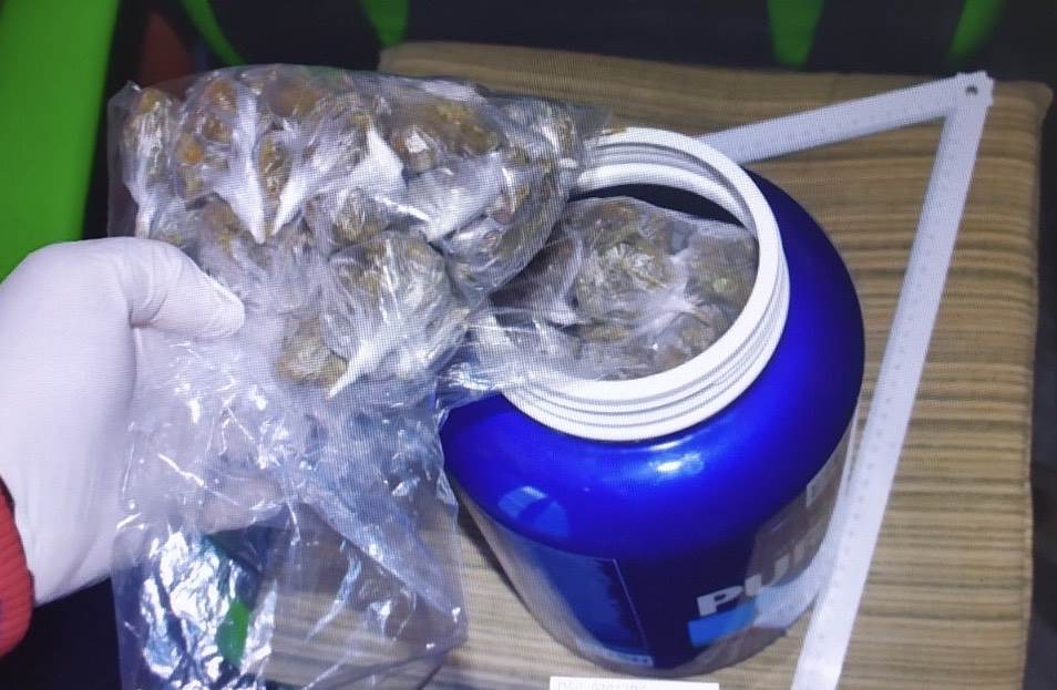  Uhapšen Kotoranin, pronađena droga za uličnu prodaju 