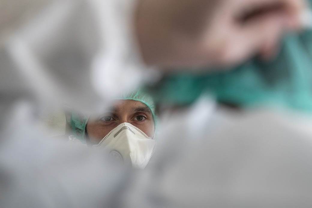  Merkel: Za vakcinu fali OSAM MILIJRADI EVRA, Nemačka će pomoći 