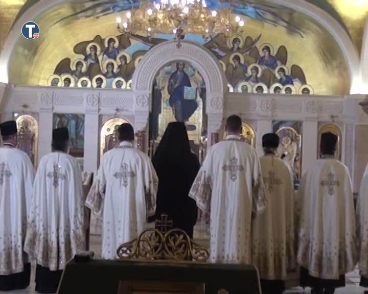  Krivična protiv sveštenika: Na liturgiji u Hramu bilo preko 40 osoba 