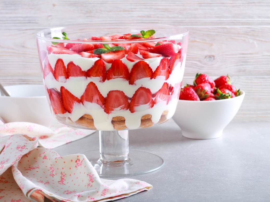  Desert od PET sastojaka koji poznati TV kuvari obožavaju! 