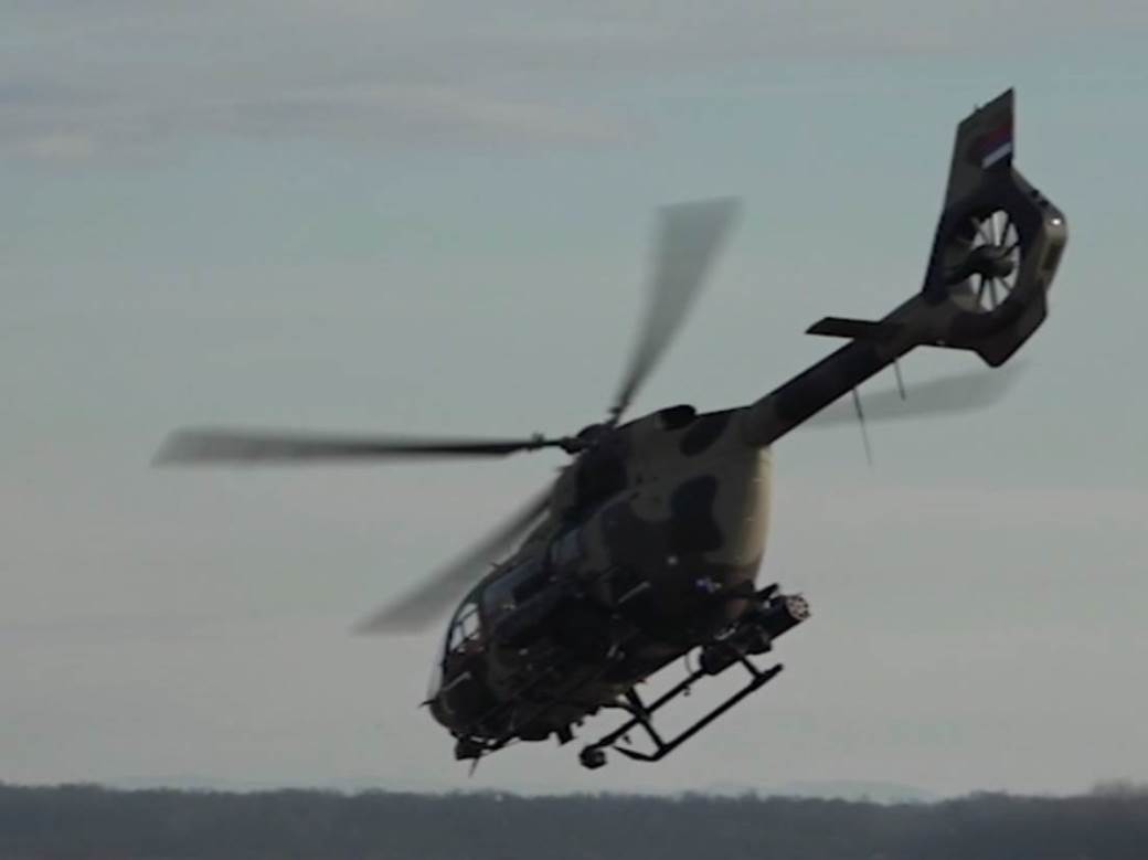  U padu vojnog helikoptera poginule dvije osobe 