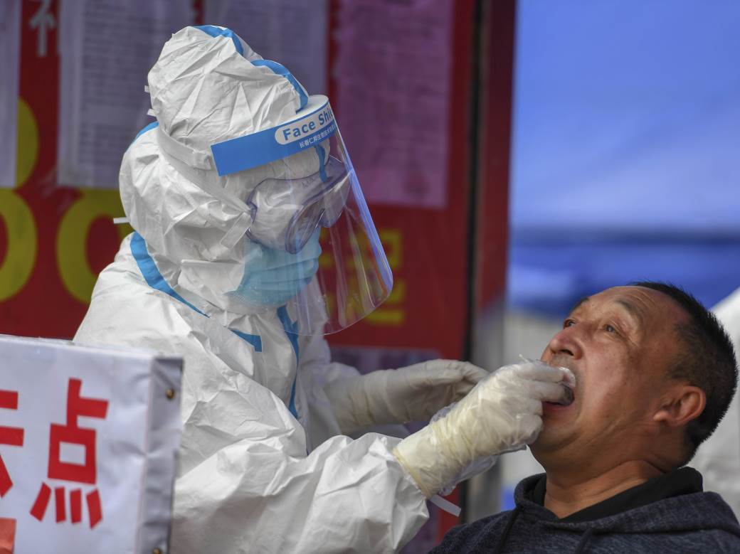  U Vuhanu testirali "ceo grad": Otkrili 300 zaraženih, ali ih NE RAČUNAJU 