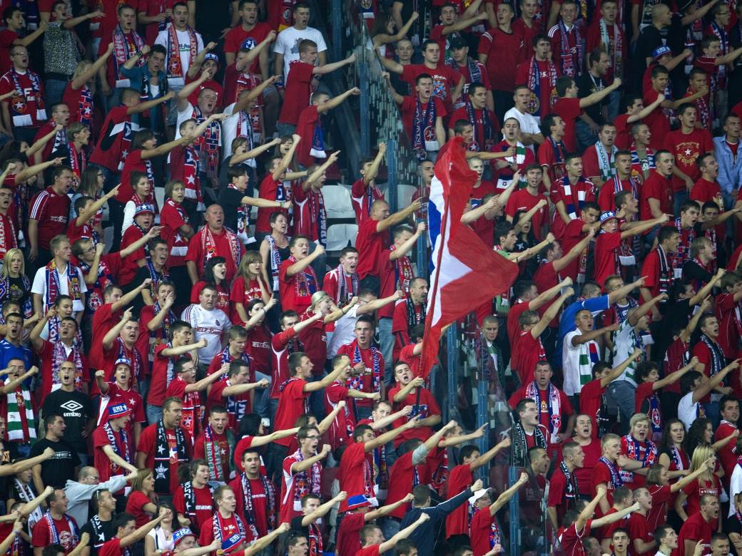  I Poljaci otvaraju kapije stadiona 