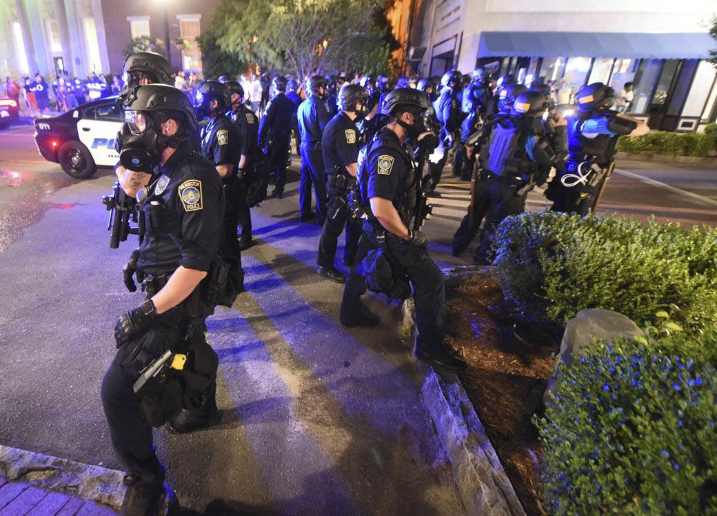  Policija UBILA demonstranta u Kentakiju 