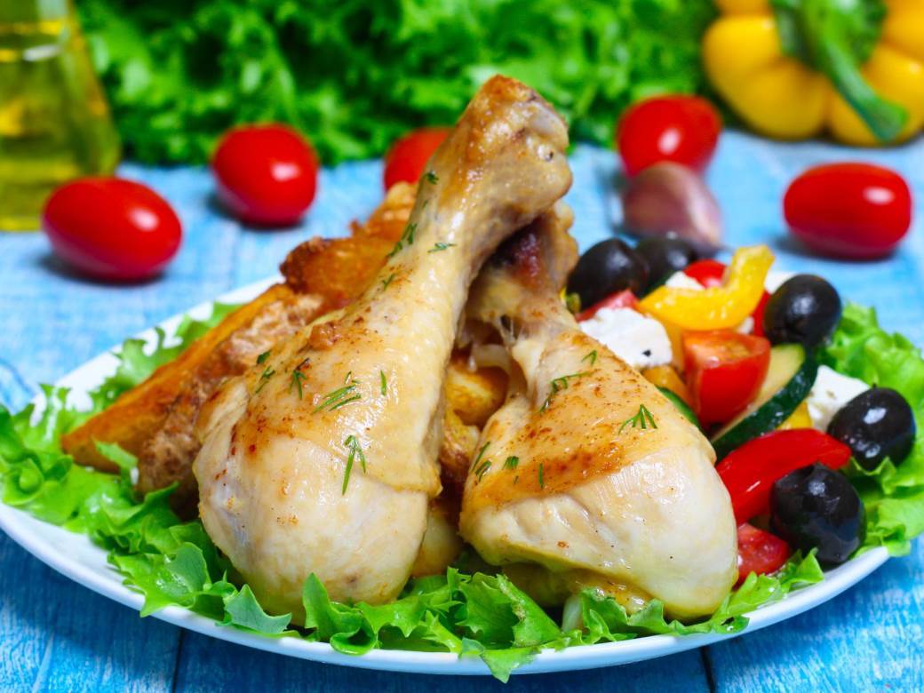  Piletina sa fetom i maslinama na "grčki način" 