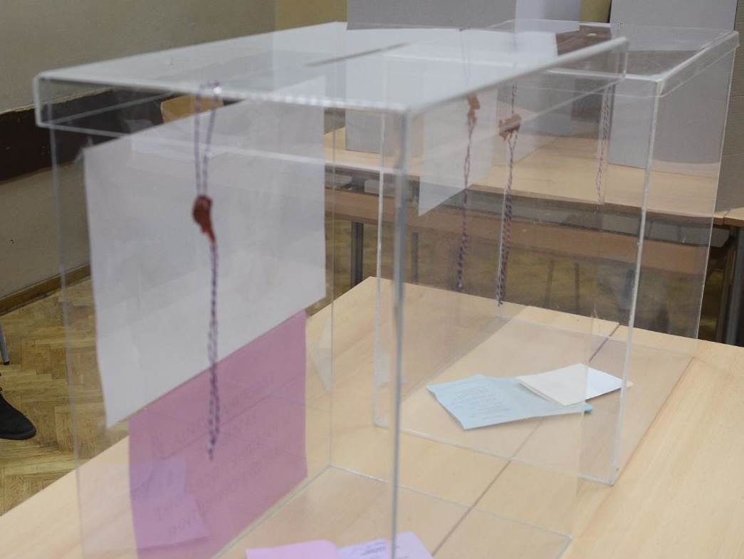 Zatvorena biračka mjesta u Kotoru i Podgorici Info Zatvorena biračka mjesta u Kotoru i Podgorici Info